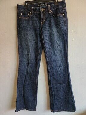 Women's 8 American Eagle dark wash jeans "favorite boyfriend" relaxed low rise